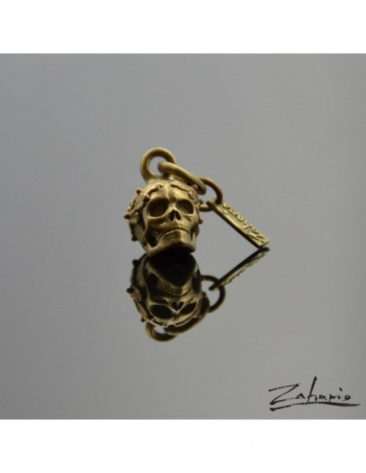 Wisior czaszka wieniec dębowy brąz Zahario